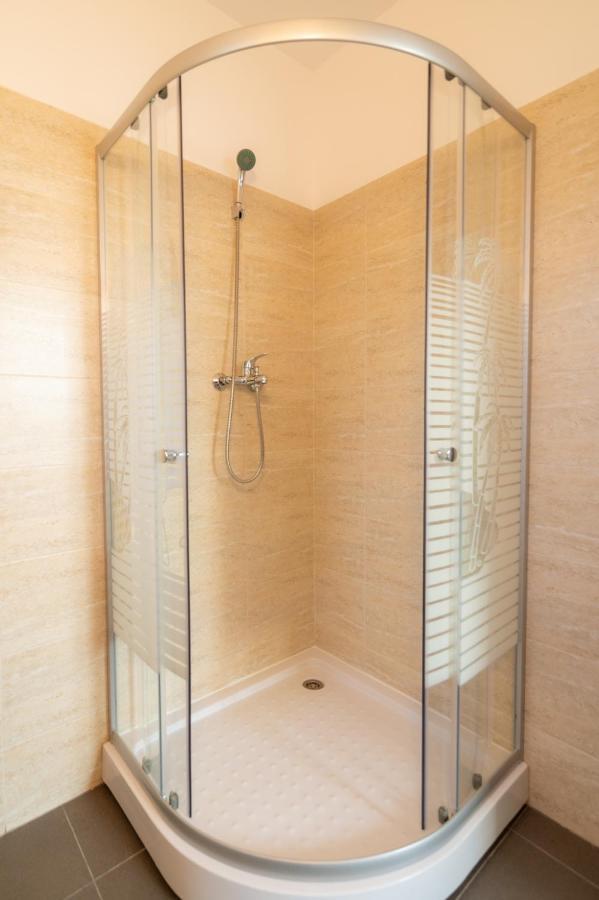 ホテル Casa Adrian コルブ エクステリア 写真