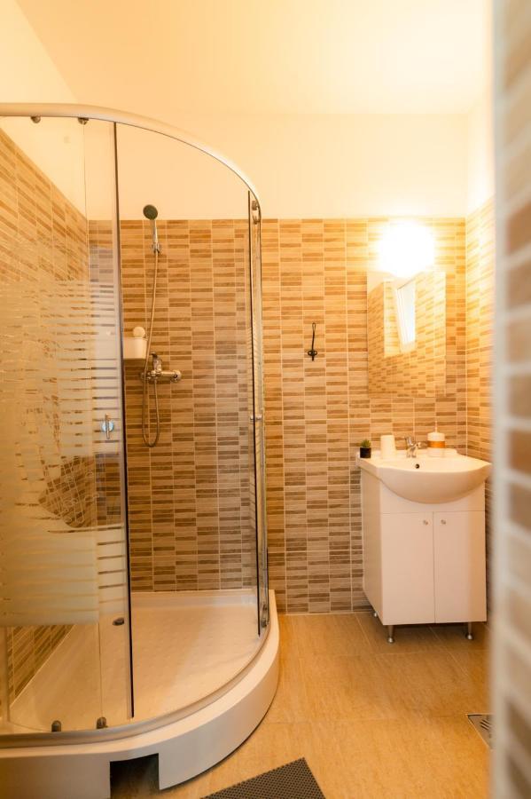 ホテル Casa Adrian コルブ エクステリア 写真